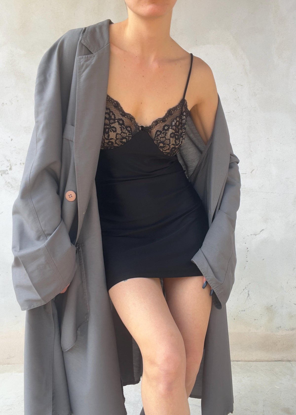 Mini Abito Sottoveste Vintage Y2K Nero con Pizzo Trasparente