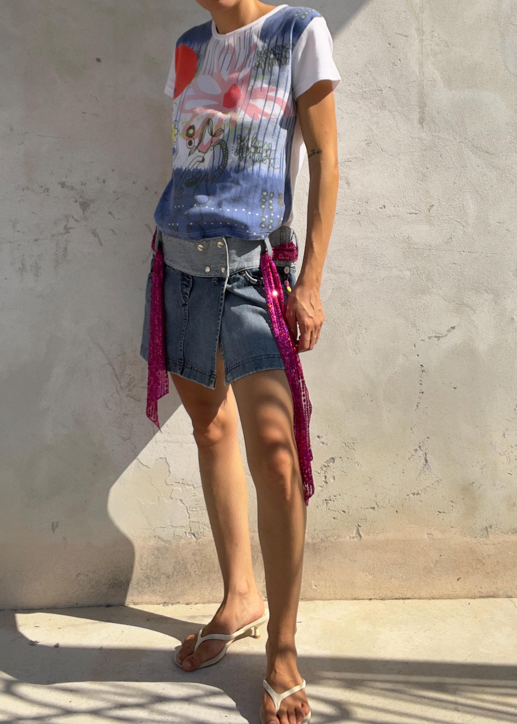 Minigonna Denim Vintage Y2K Vita Bassa con Fusciacca Paillettes Fucsia