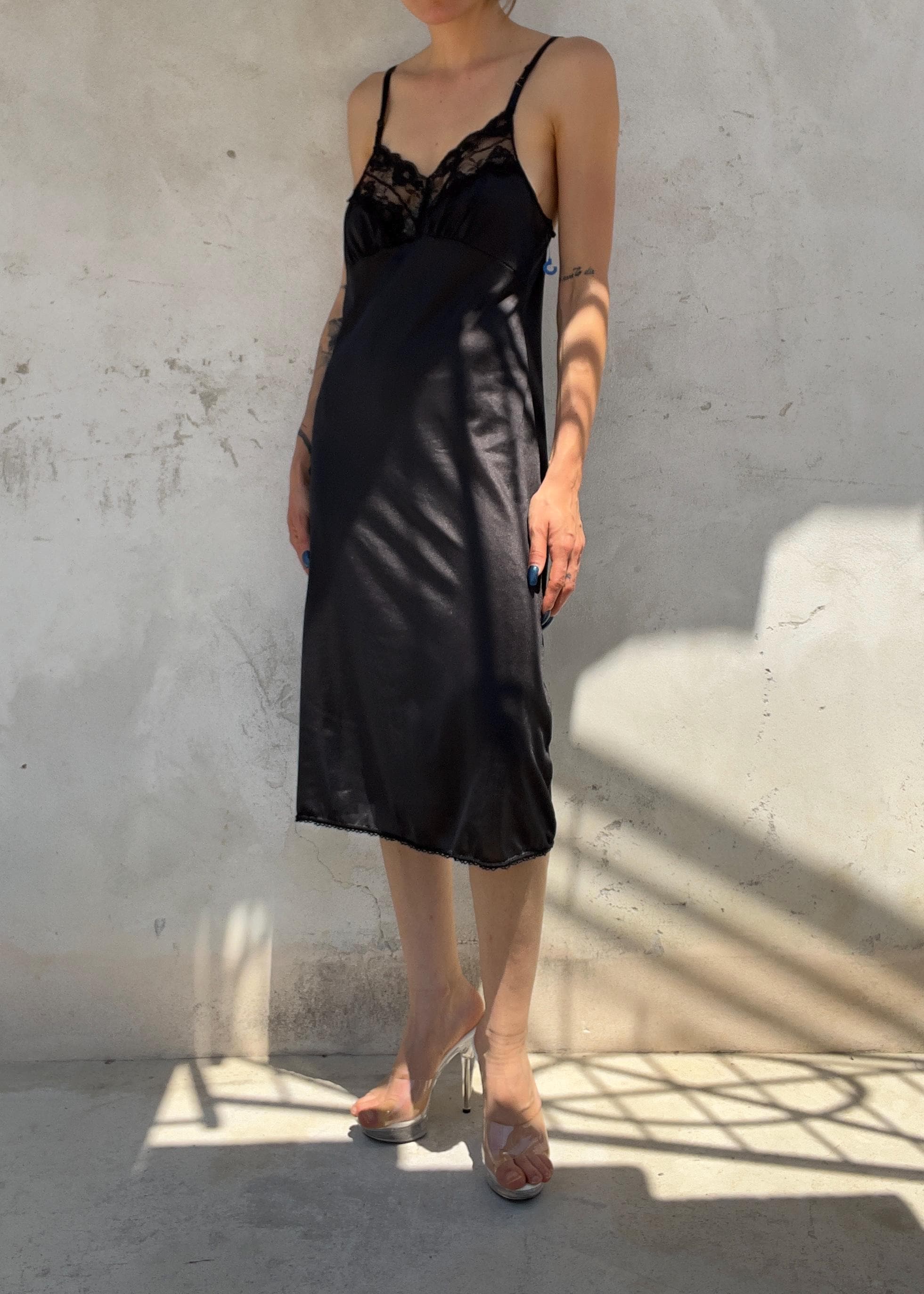 Abito Slip Dress Vintage Nero in Satin e Pizzo