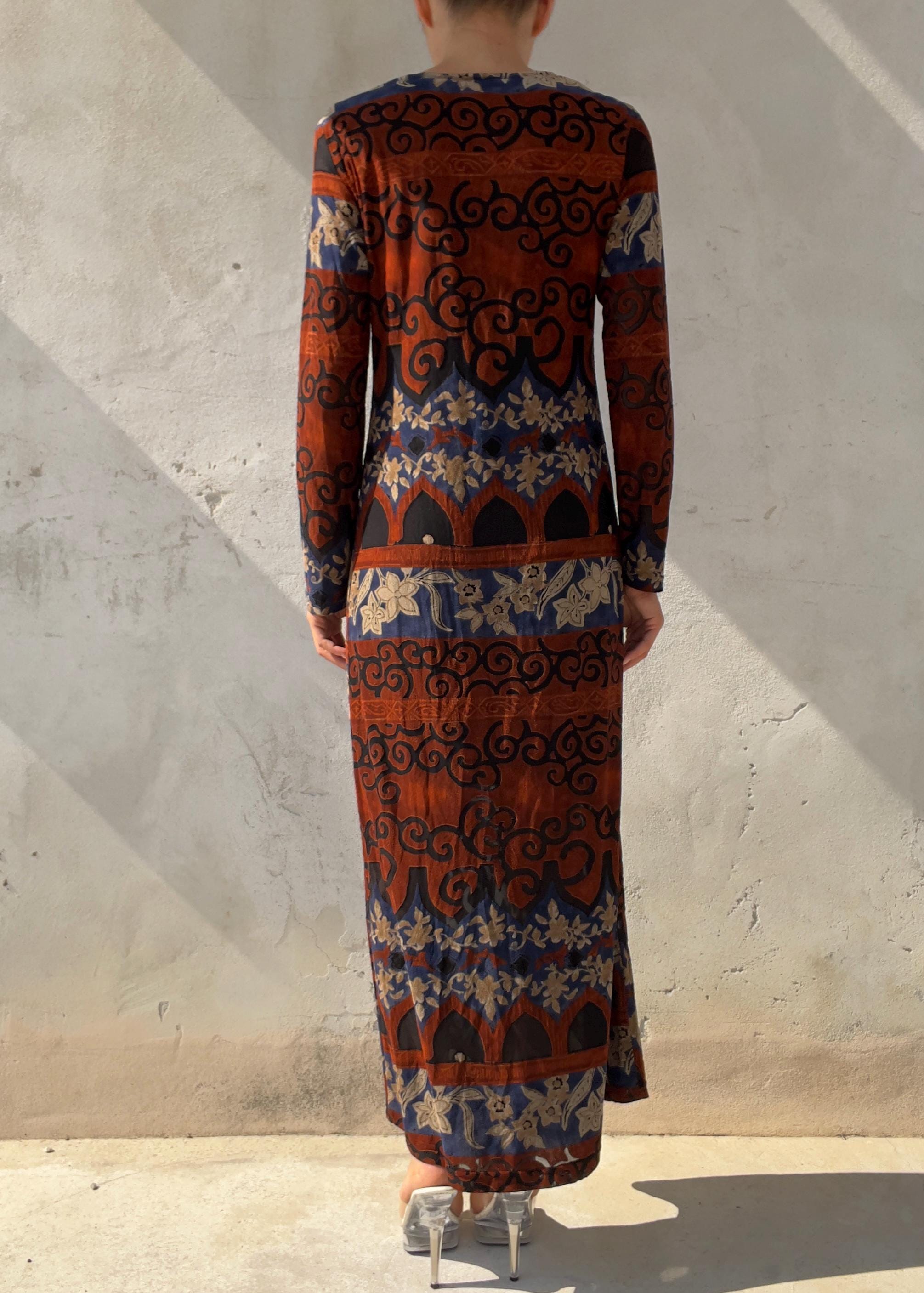 Abito Vintage Y2K Lungo con Stampa Ornamentale