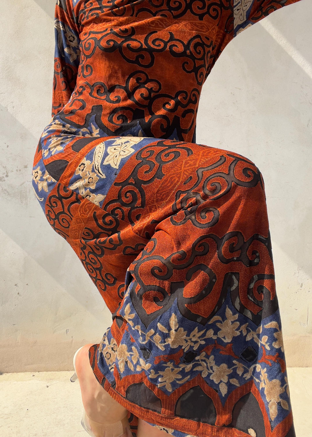 Abito Vintage Y2K Lungo con Stampa Ornamentale