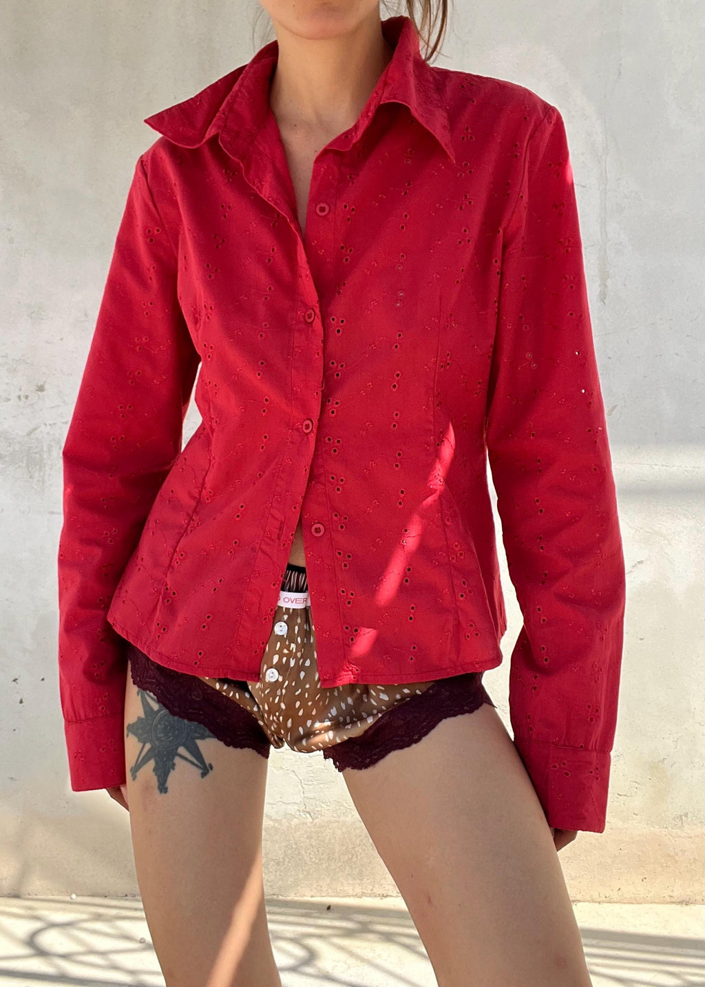 Camicia Vintage Y2K Rosa Lampone in Sangallo