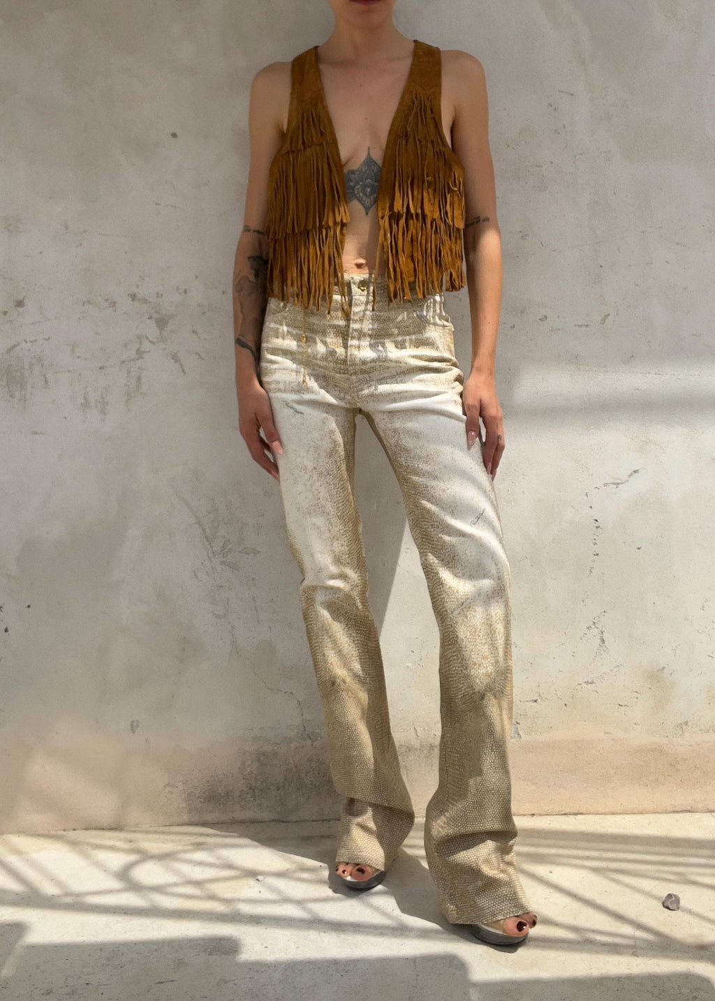 Gilet Vintage Y2K in Pelle Scamosciata Marrone con Frange