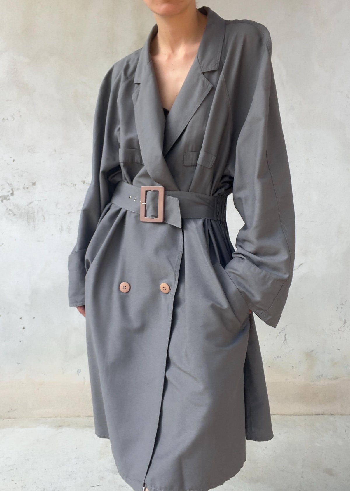 Trench Vintage Grigio Oversize con Cintura