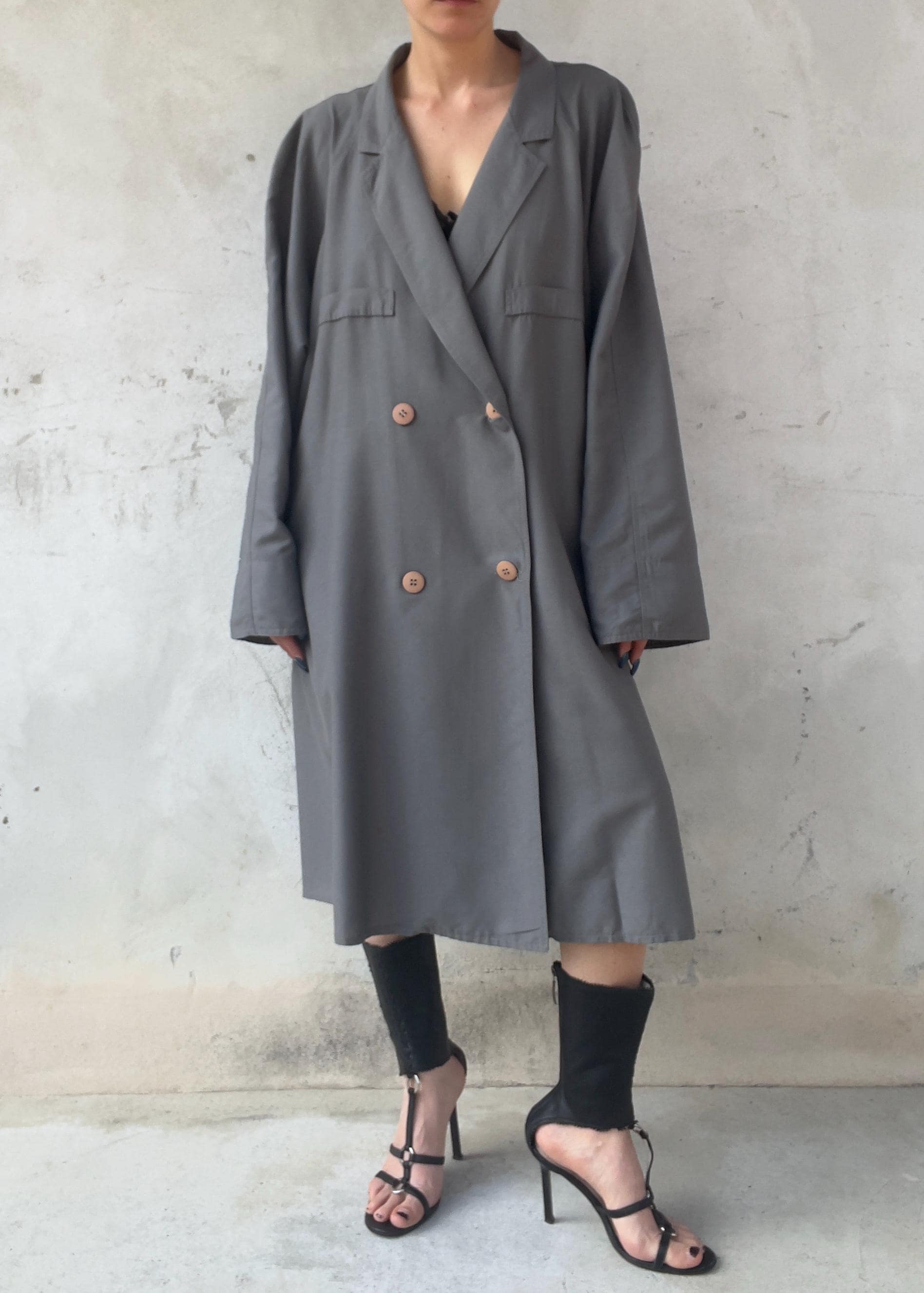 Trench Vintage Grigio Oversize con Cintura