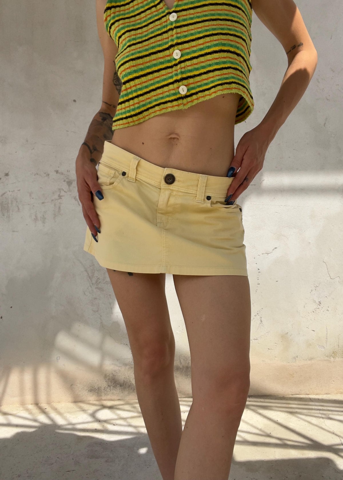 Minigonna Vintage Y2K Giallo Pallido