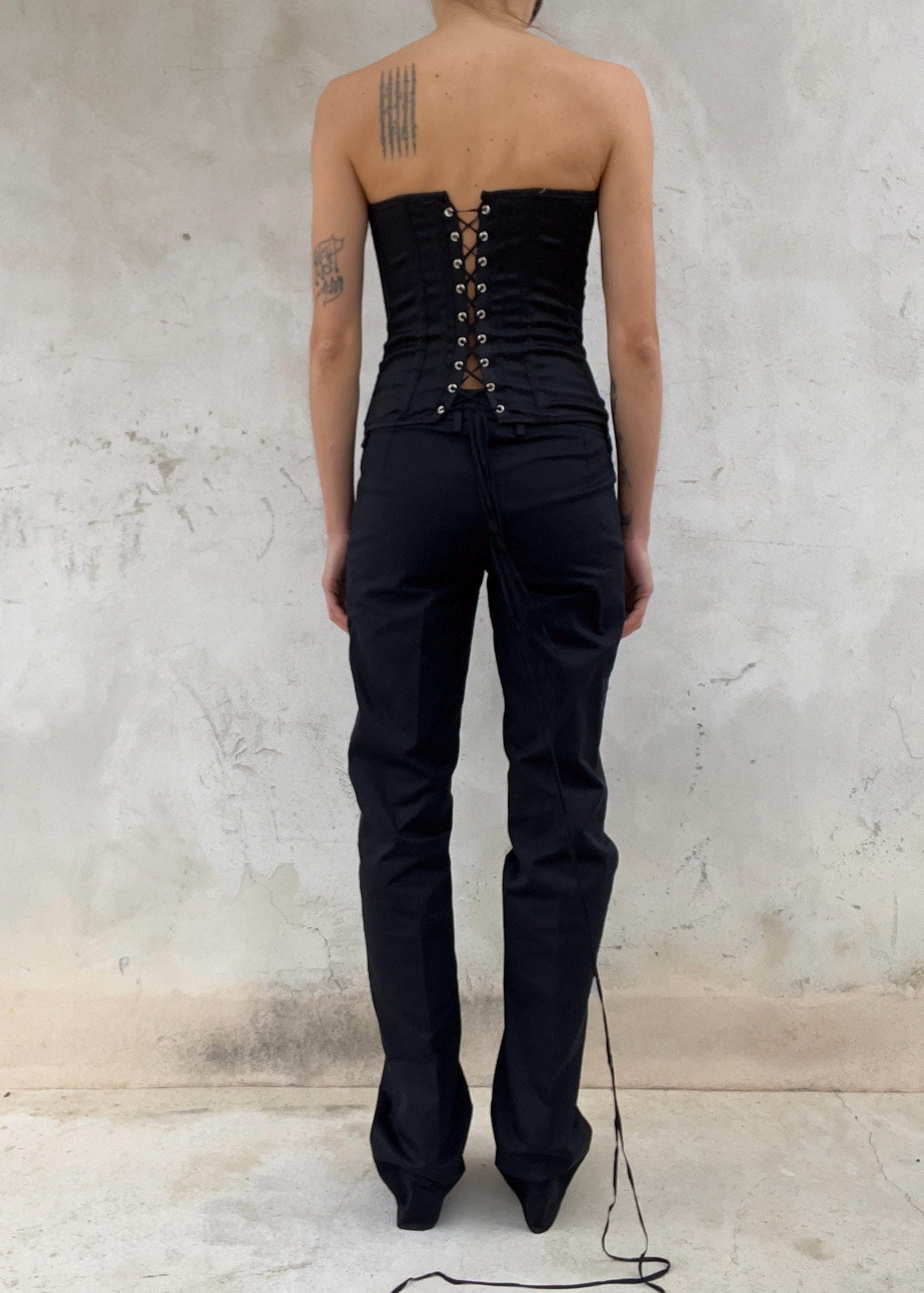 Corsetto Vintage Nero in Satin Ricamato