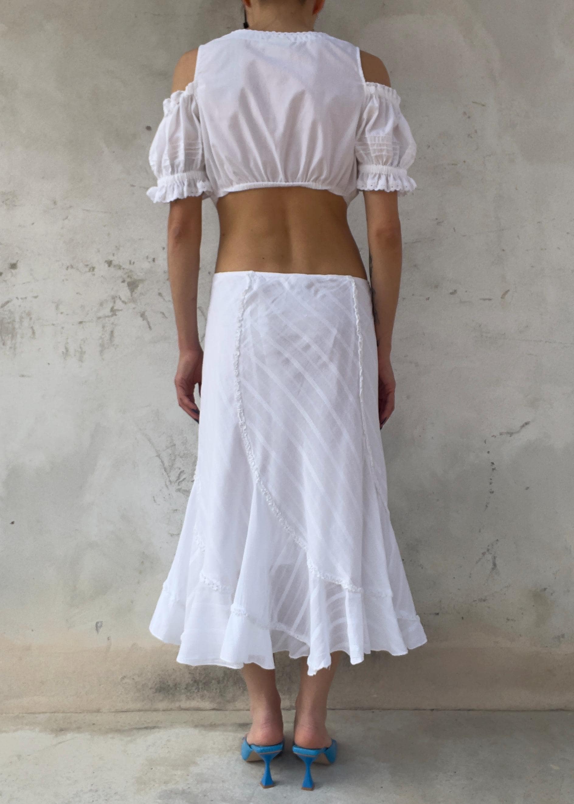 Top Crop Bianco Vintage con Maniche a Sbuffo