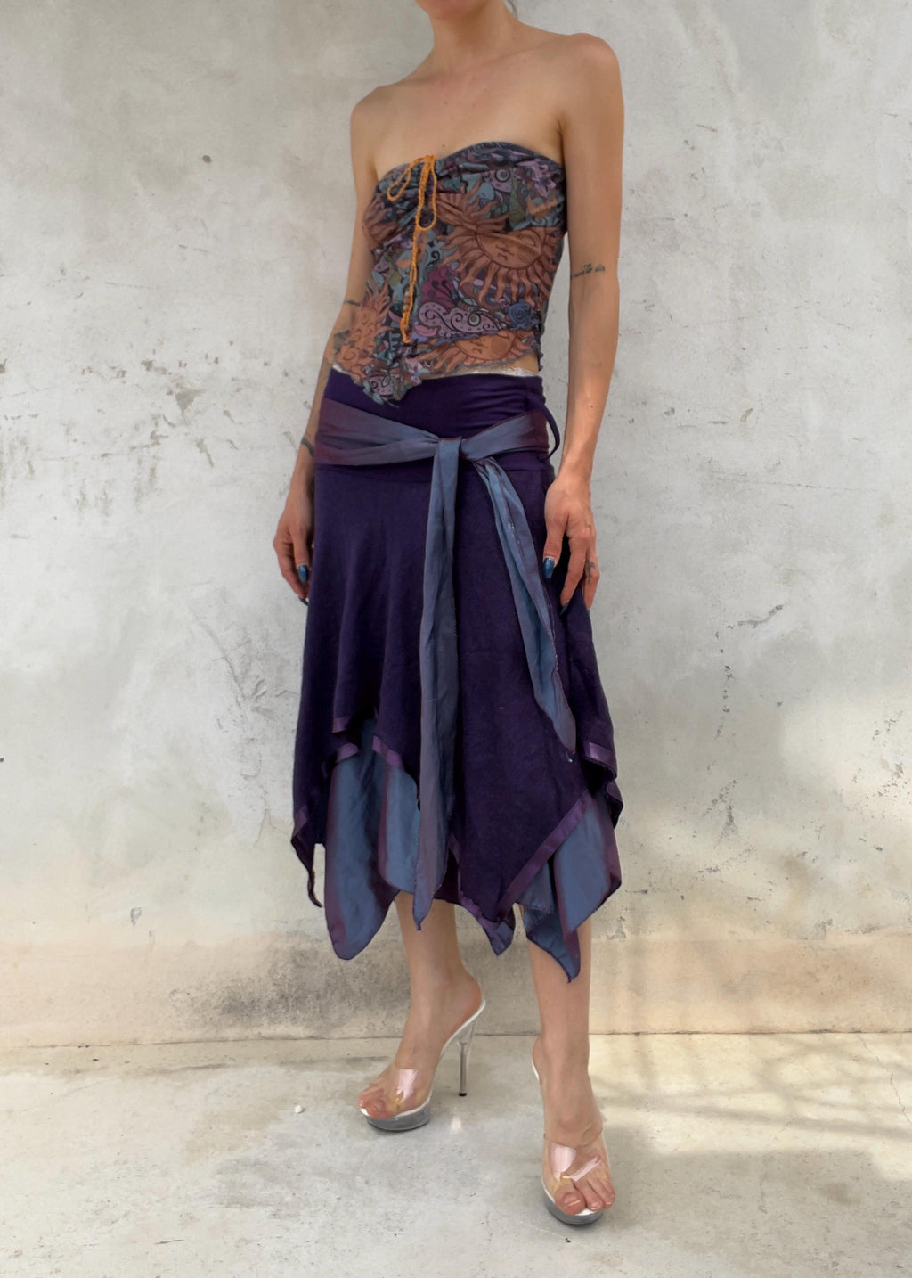 Top Vintage Y2K in Mesh con Stampa Sole