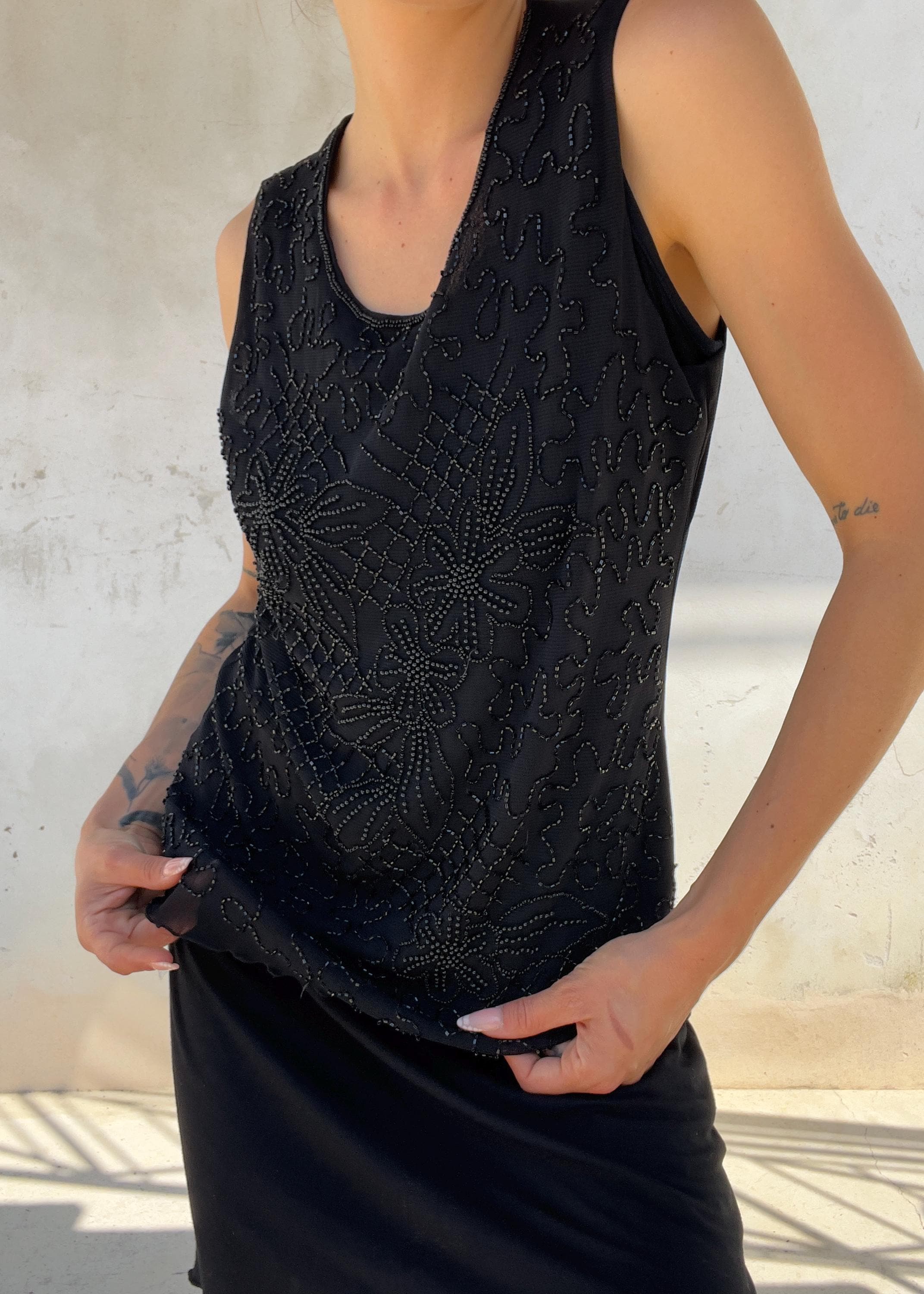 Top Vintage Y2K Nero in Mesh con Microperline