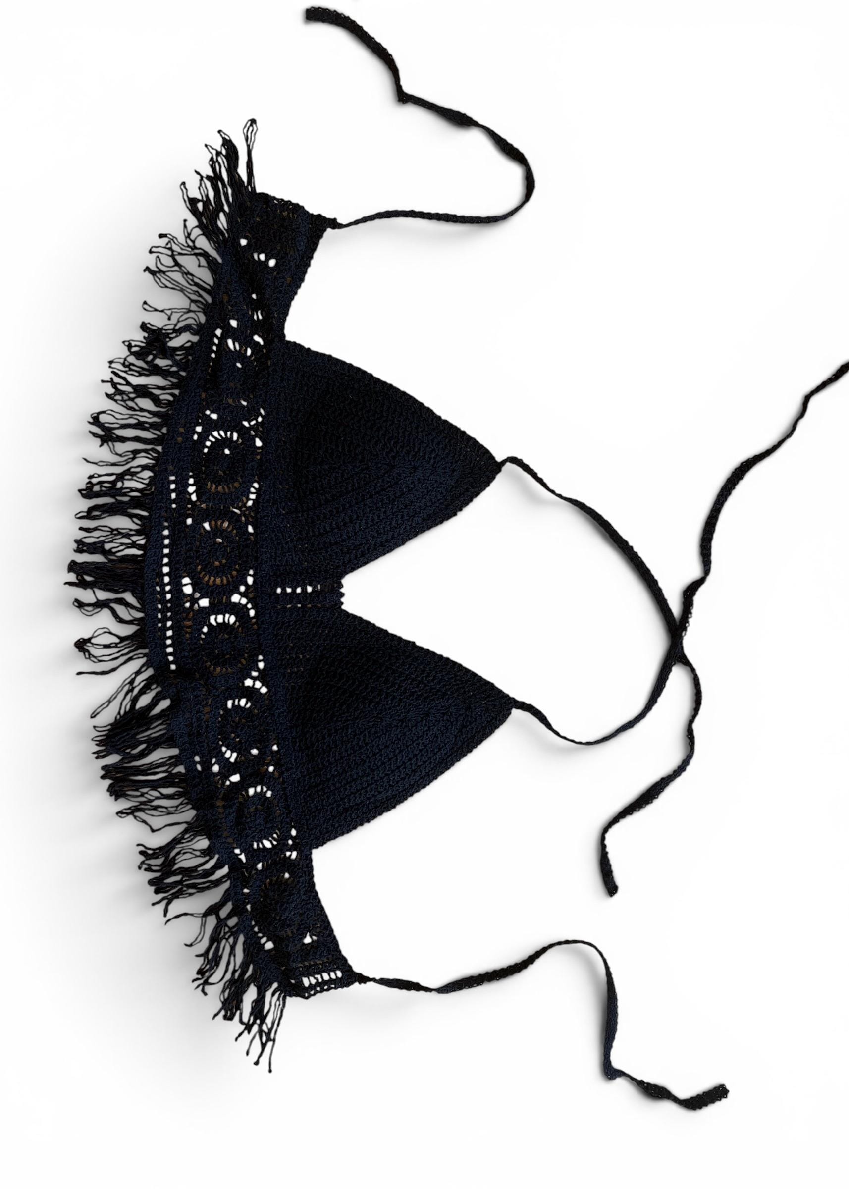 Top Crochet Nero Boho con Frange