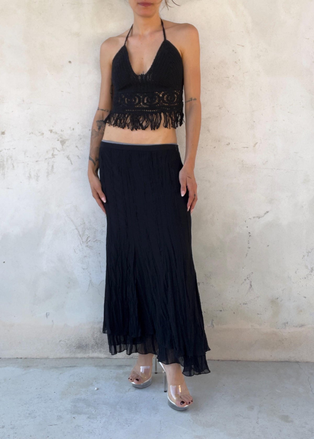 Top Crochet Nero Boho con Frange