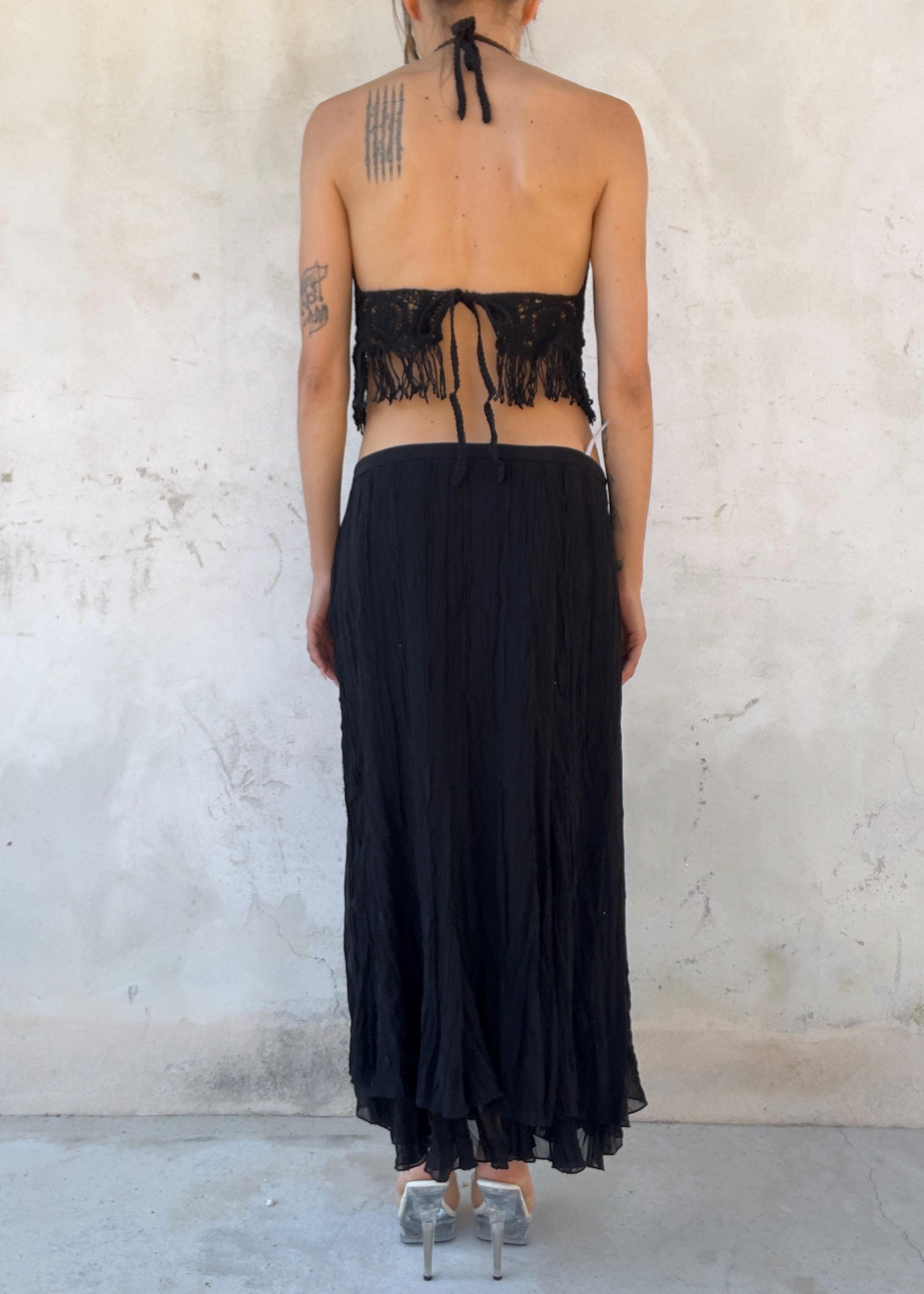 Top Crochet Nero Boho con Frange