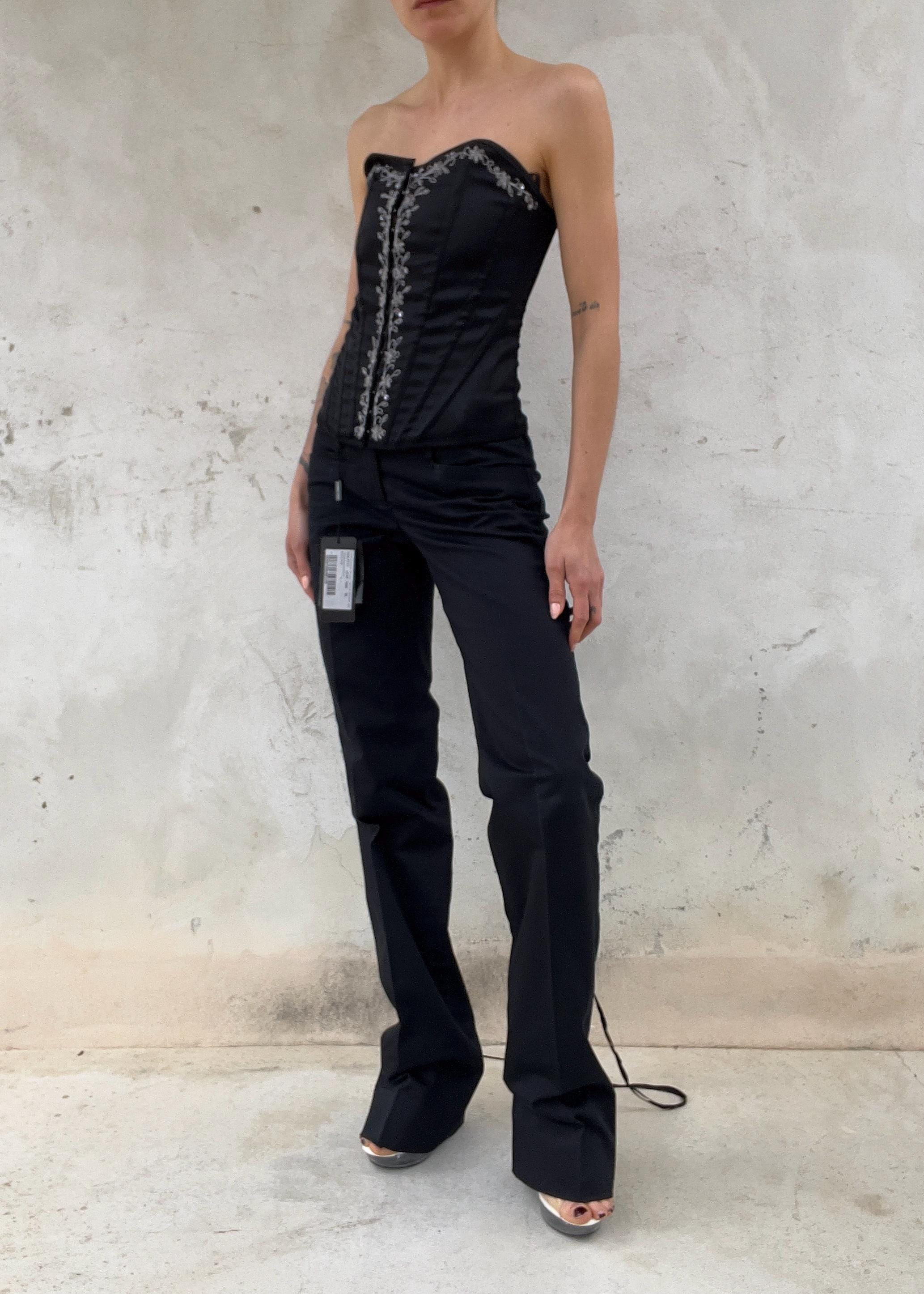 Corsetto Vintage Nero in Satin Ricamato